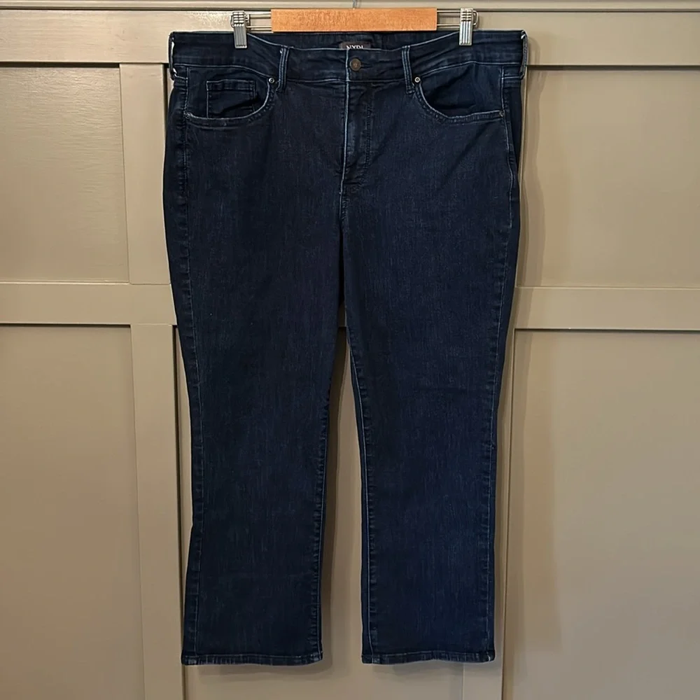 NYDJ Marilyn Straight Leg Jeans Cool Embrace Lift Tuck Rhapsody Wash Size 18WT